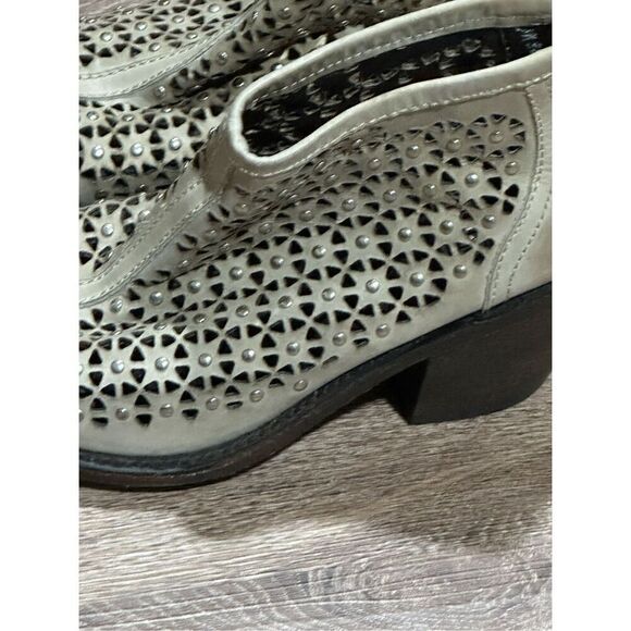 Independent boot company 7.5 ankle heeled bootie boots - Picture 3 of 13